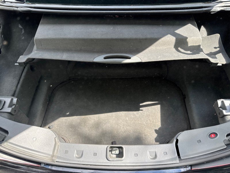 Used 2011 Mercedes-Benz SL 550 image 34