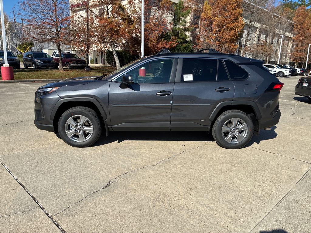 New 2025 Toyota RAV4 LE image 2