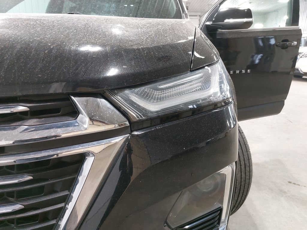 Used 2022 Chevrolet Traverse LT image 31