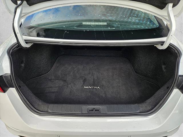 Used 2024 Nissan Sentra SV FWD image 6