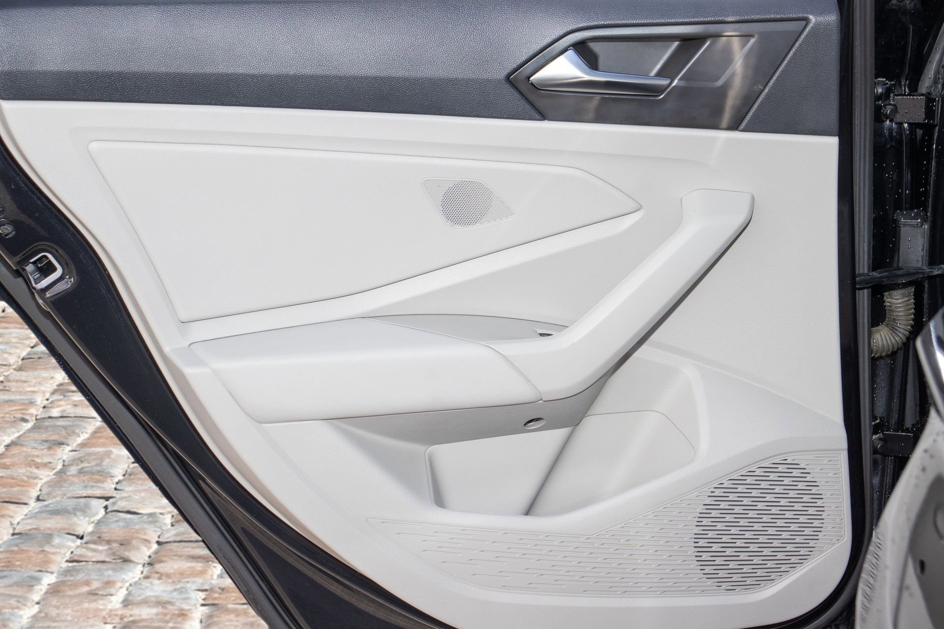 Used 2023 Volkswagen Jetta SE image 11