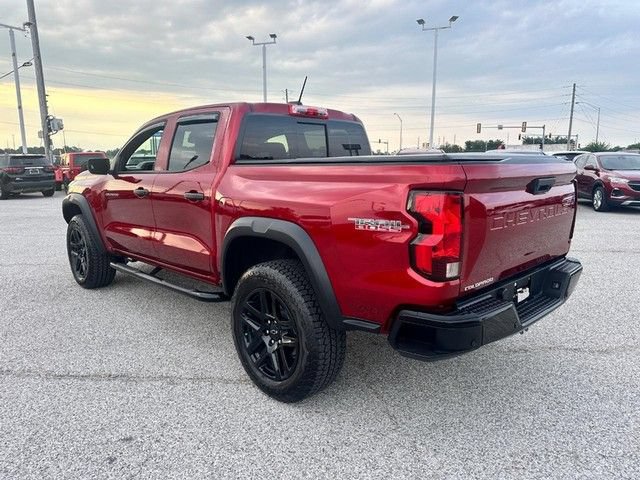 Used 2024 Chevrolet Colorado Trail Boss AWD/4WD image 3