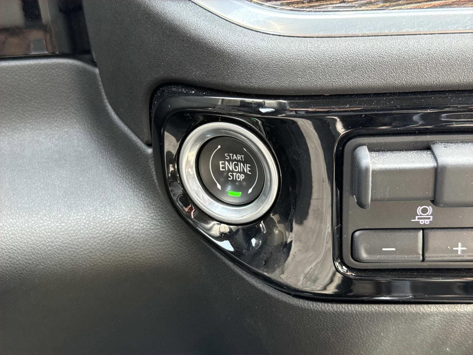 Used 2022 GMC Sierra 1500 Elevation w/ Elevation Premium Package image 18