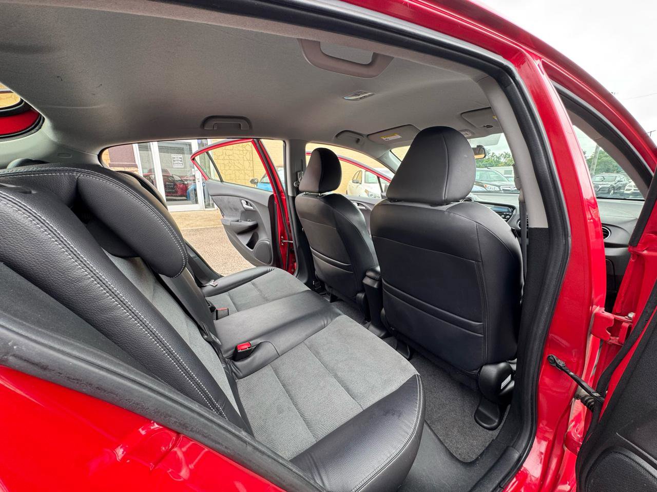 Used 2013 Honda Insight EX image 22