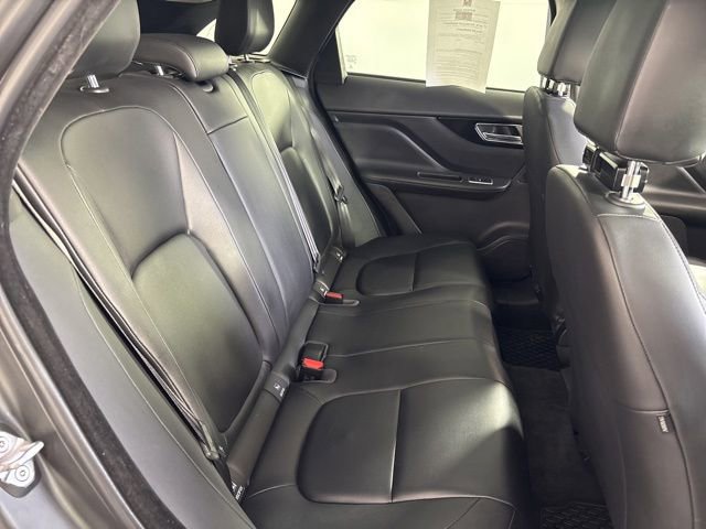 Used 2019 Jaguar F-PACE Premium AWD/4WD image 22