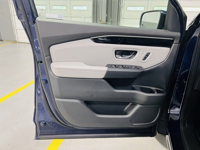 New 2025 Honda Pilot EX-L image 23