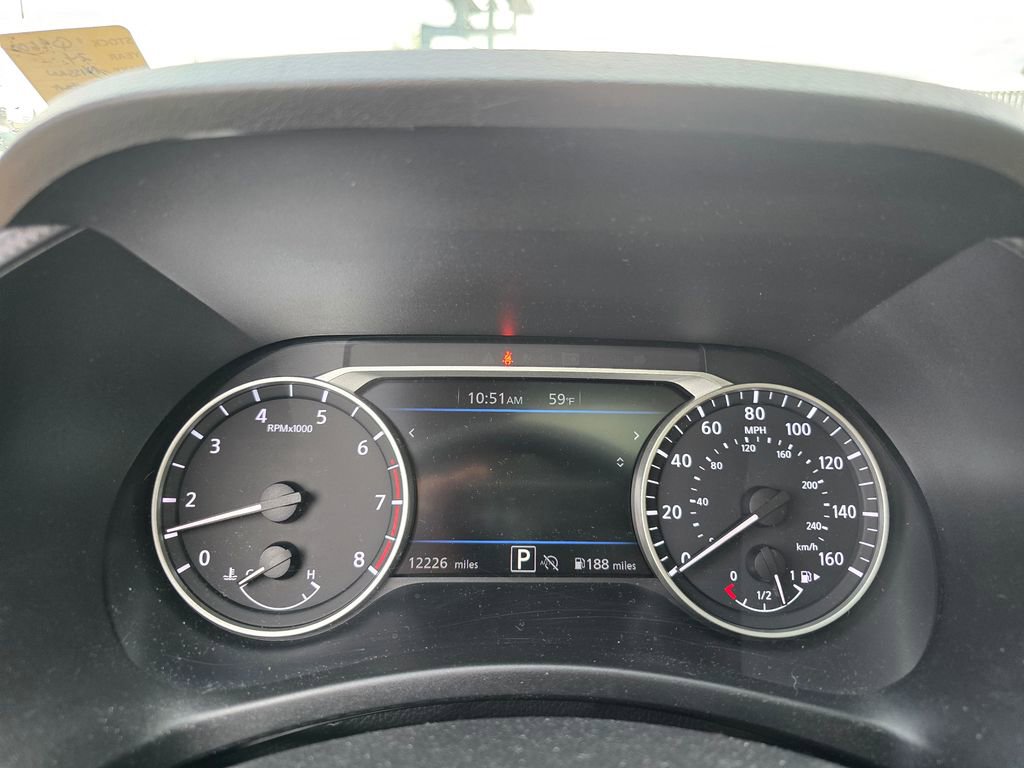 Used 2024 Nissan Sentra SV w/ SV Premium Package image 7