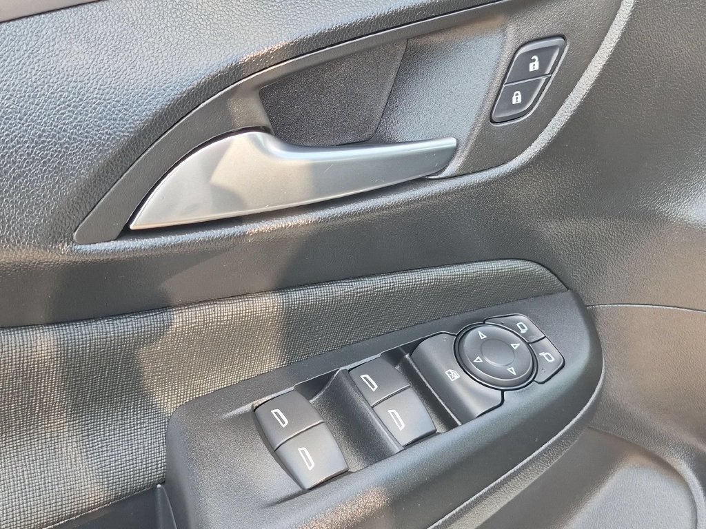 Used 2026 Buick Envista Preferred FWD image 13