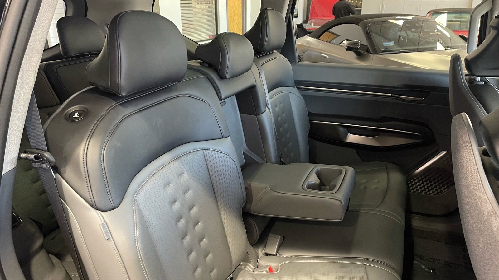 Used 2026 Kia EV9 Wind image 43