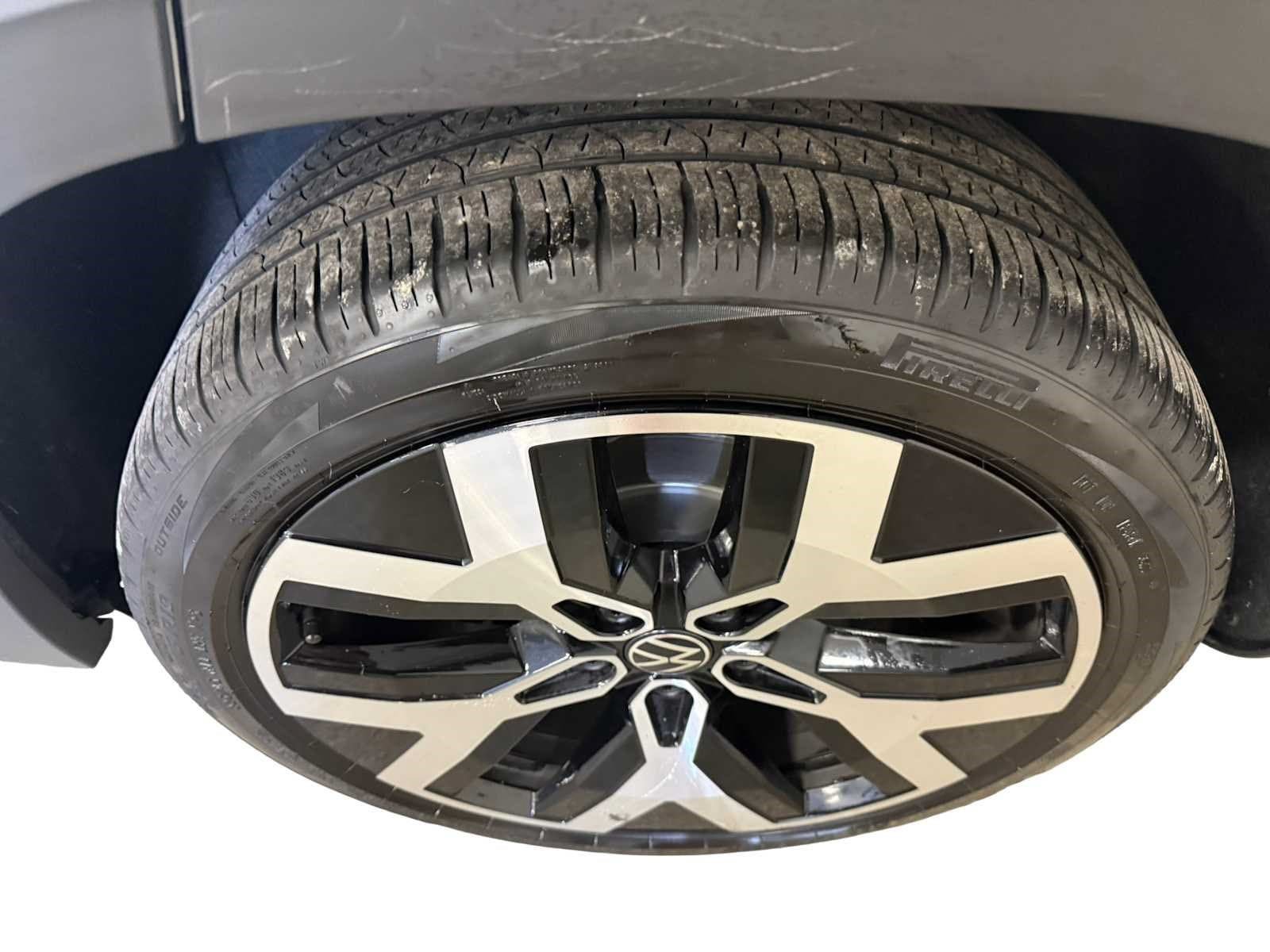 Used 2023 Volkswagen Taos SEL AWD/4WD image 9