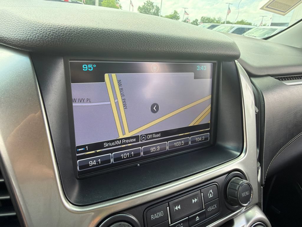 Used 2018 Chevrolet Tahoe Premier AWD/4WD image 27