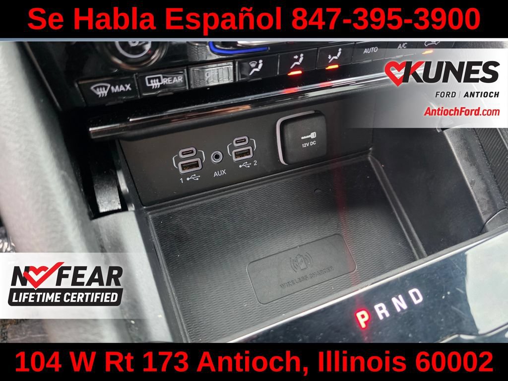 Used 2025 Jeep Grand Cherokee Altitude AWD/4WD image 38