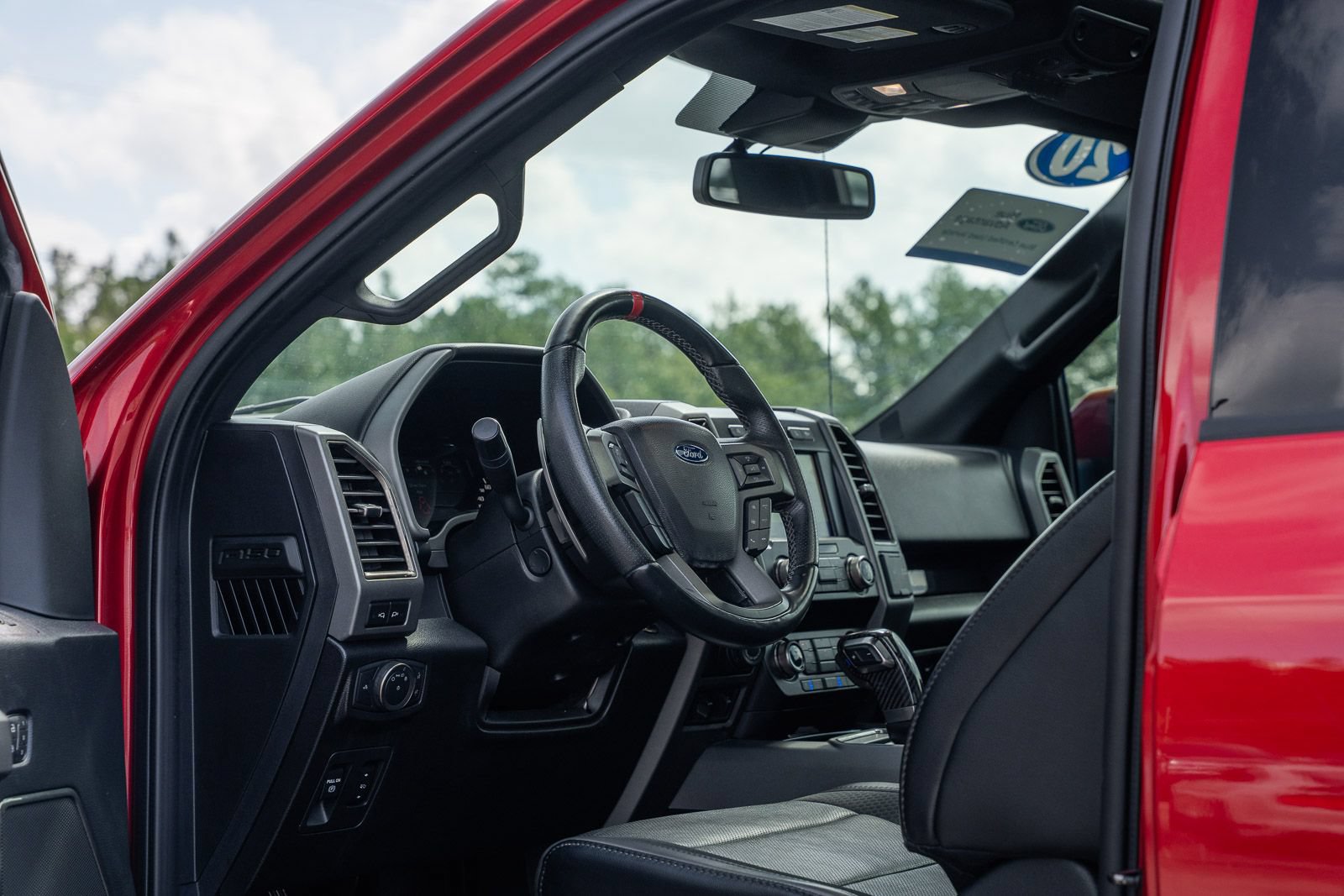 Certified 2020 Ford F150 Raptor w/ Equipment Group 802A Luxury AWD/4WD image 35