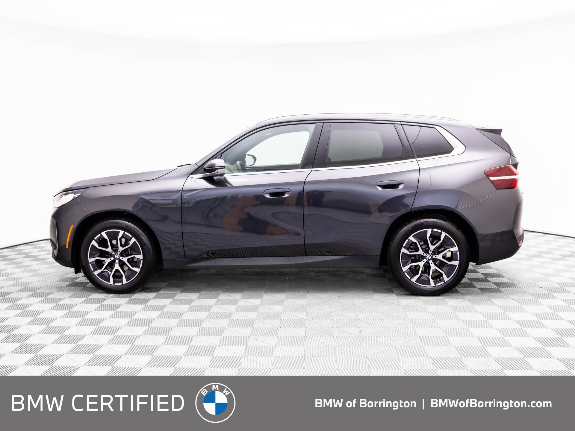 Certified 2025 BMW X3 xDrive30 w/ Premium Package AWD/4WD image 2