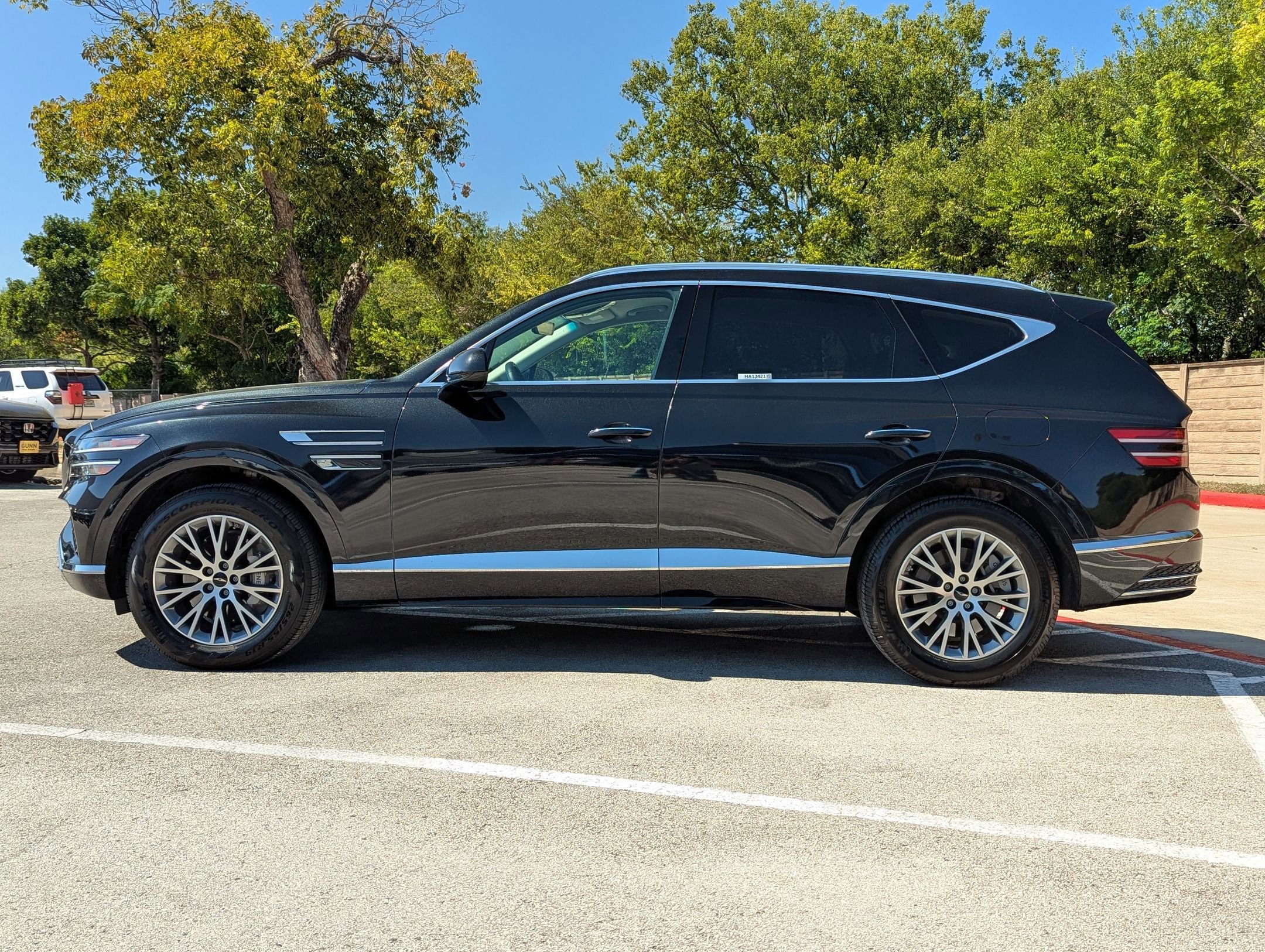 Used 2025 Genesis GV80 2.5T Standard image 7