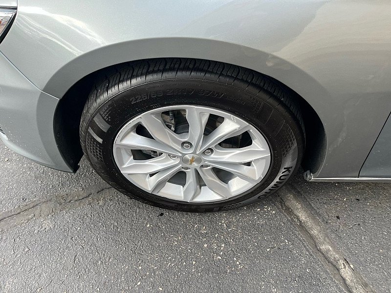 Used 2025 Chevrolet Malibu LT image 13