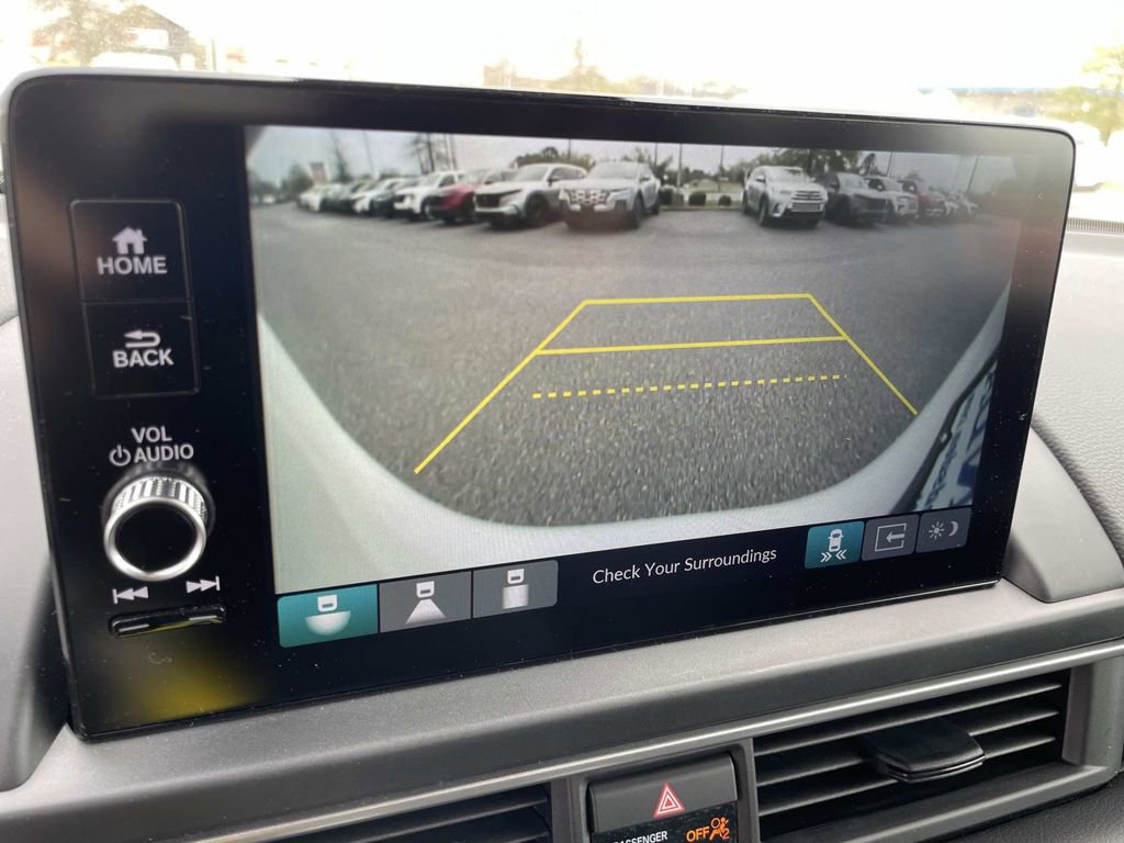 Used 2025 Honda Pilot EX-L image 21