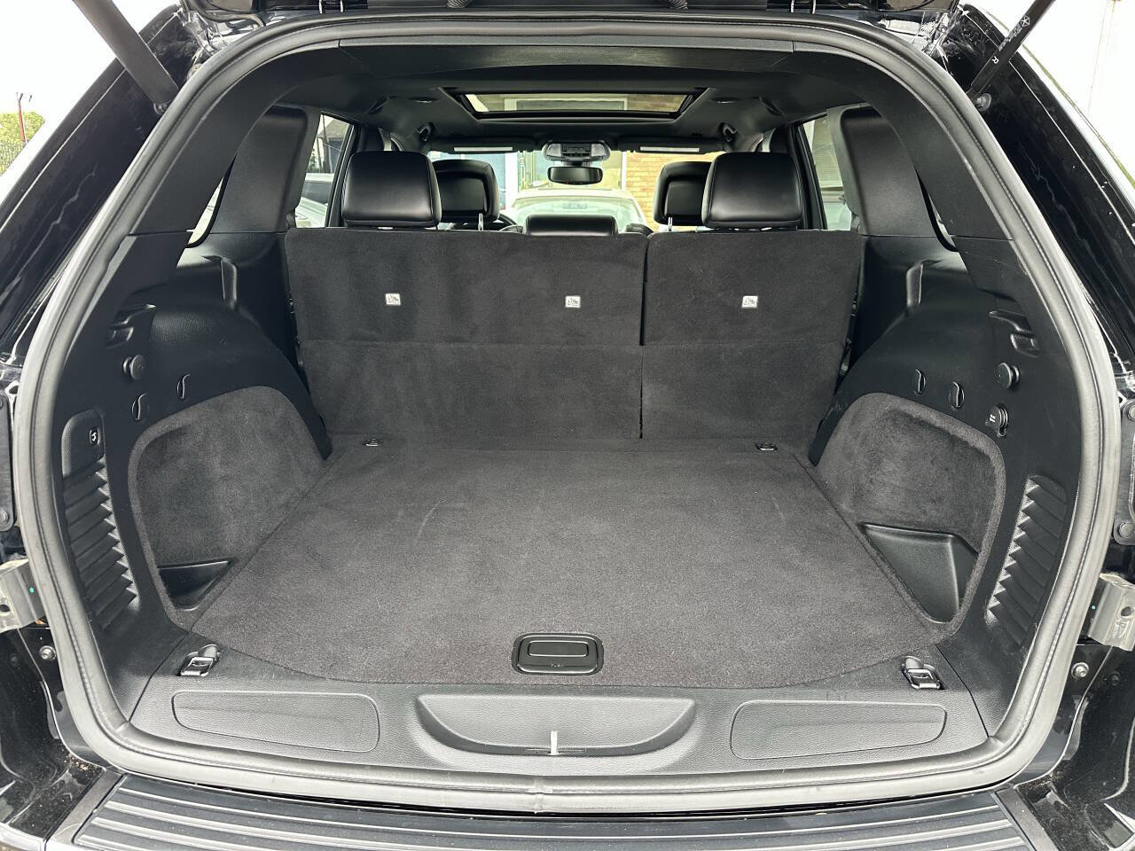 Used 2020 Jeep Grand Cherokee Limited X image 32