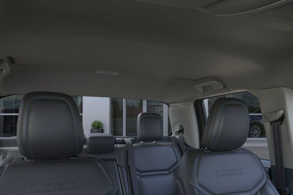 New 2026 Ford Maverick Lobo AWD/4WD image 14