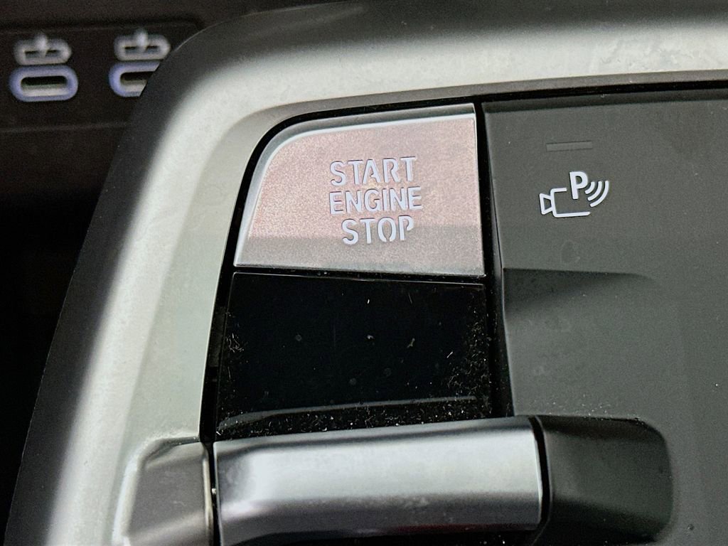 Used 2025 BMW X1 xDrive28i image 19