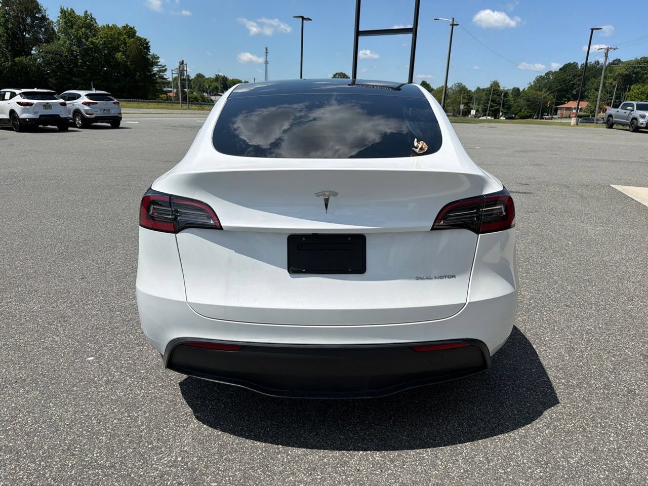 Used 2023 Tesla Model Y Long Range AWD/4WD image 6