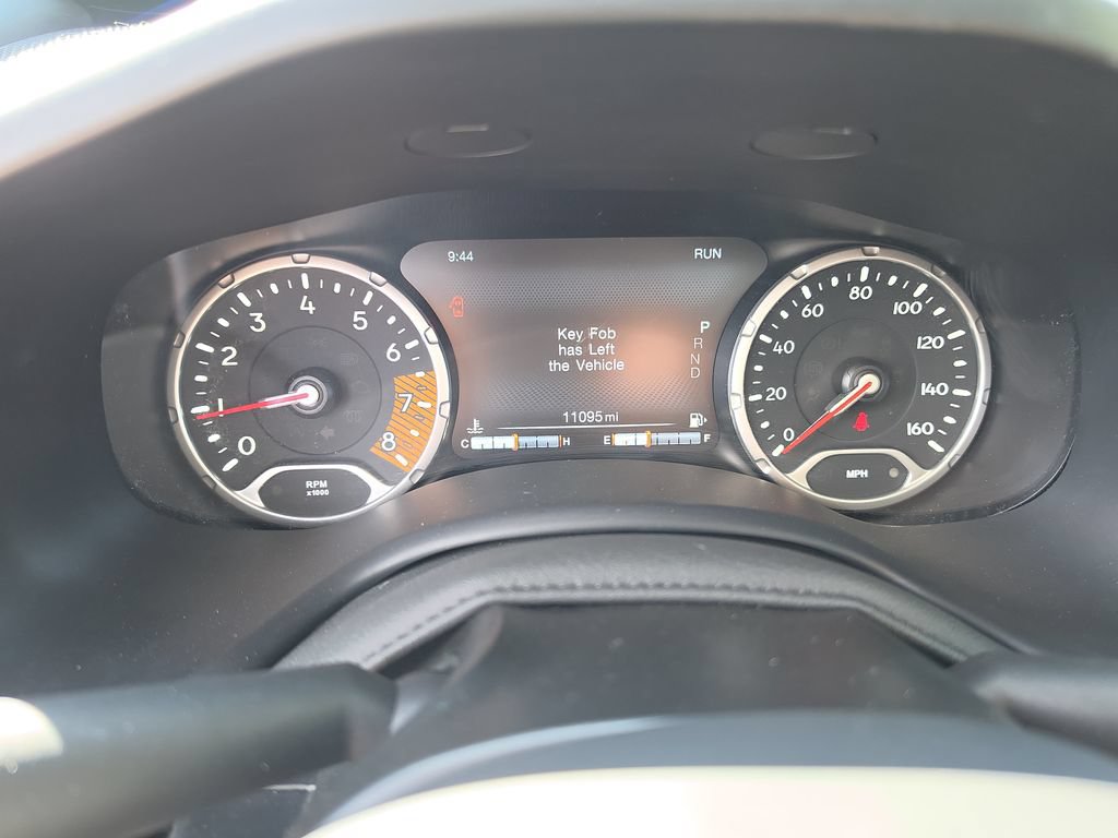 Used 2023 Jeep Renegade Trailhawk w/ Sun/Sound Group AWD/4WD image 17