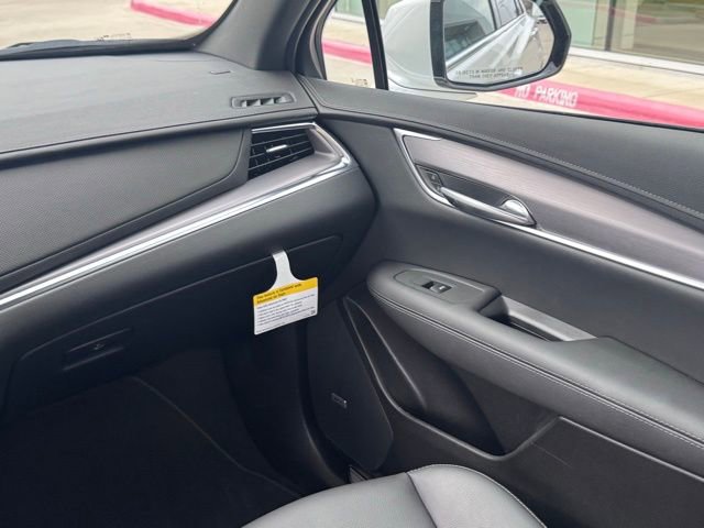 New 2026 Cadillac XT5 Luxury image 21