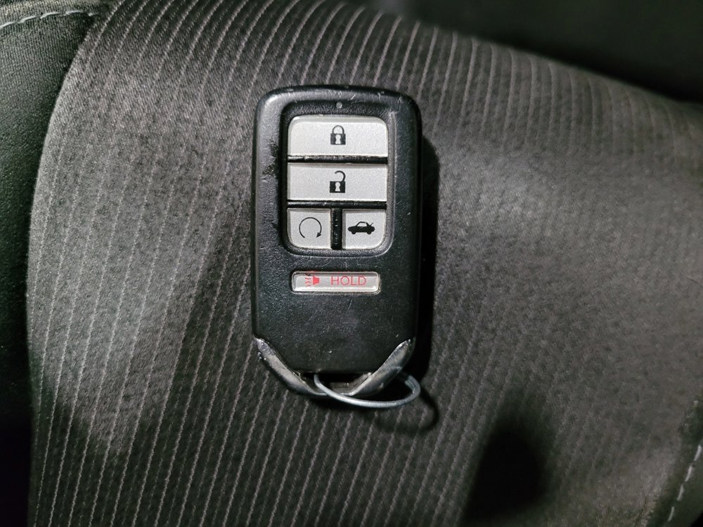 Used 2019 Honda Accord EX image 32