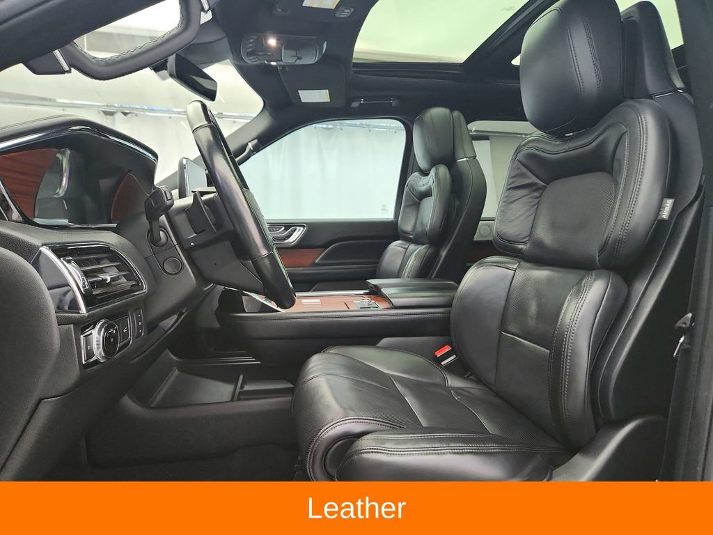 Used 2020 Lincoln Navigator L Reserve w/ Equipment Group 208A Reserve AWD/4WD image 11