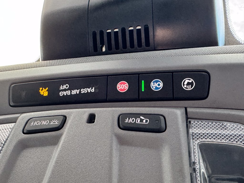 Used 2025 Chevrolet Silverado 2500 LT w/ Convenience Package AWD/4WD image 28