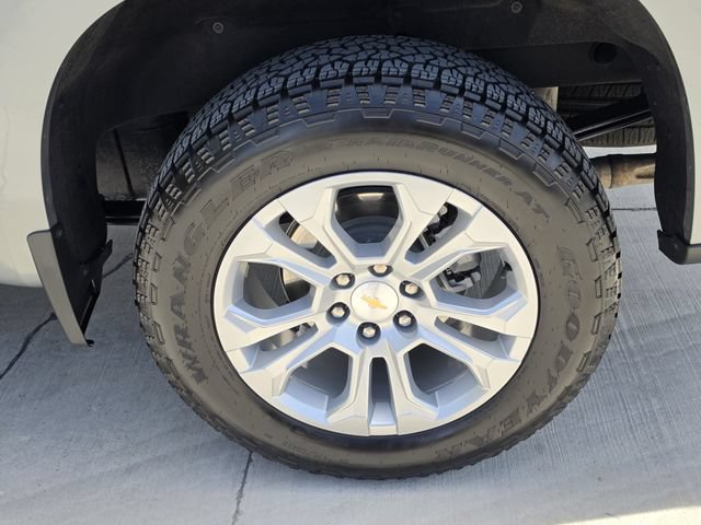 Used 2026 Chevrolet Silverado 1500 LTZ AWD/4WD image 34