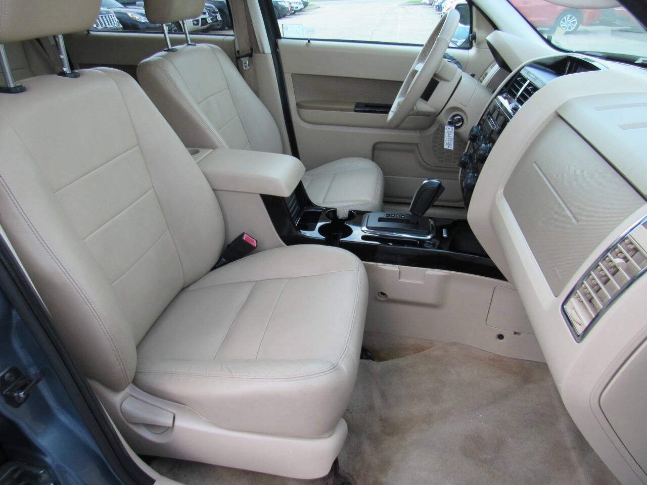 Used 2010 Ford Escape Limited FWD image 16