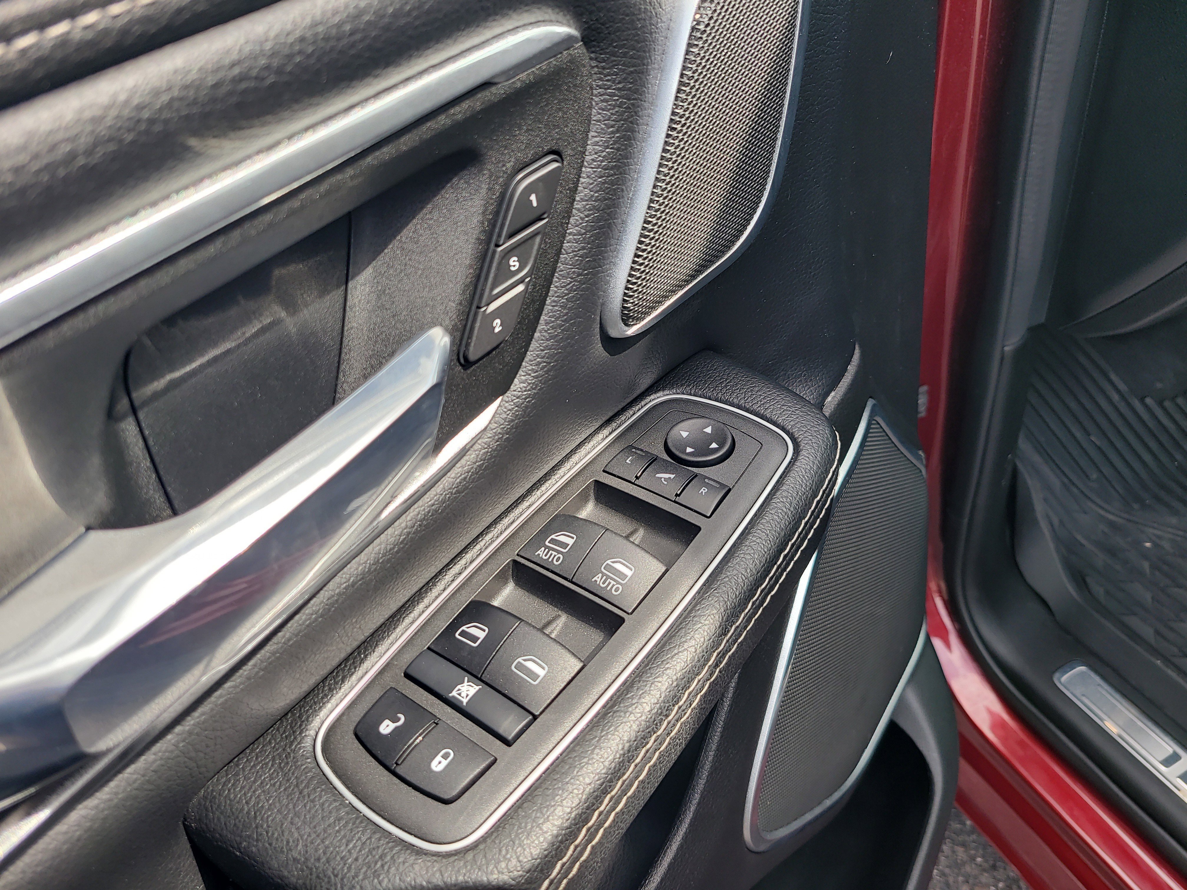 Used 2022 RAM 1500 Laramie RWD image 17