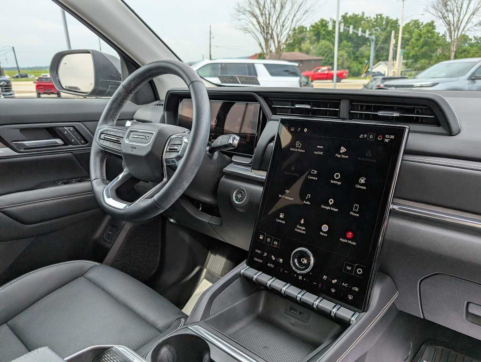 Used 2026 GMC Terrain Denali w/ LPO, Floor Liner Package AWD/4WD image 41