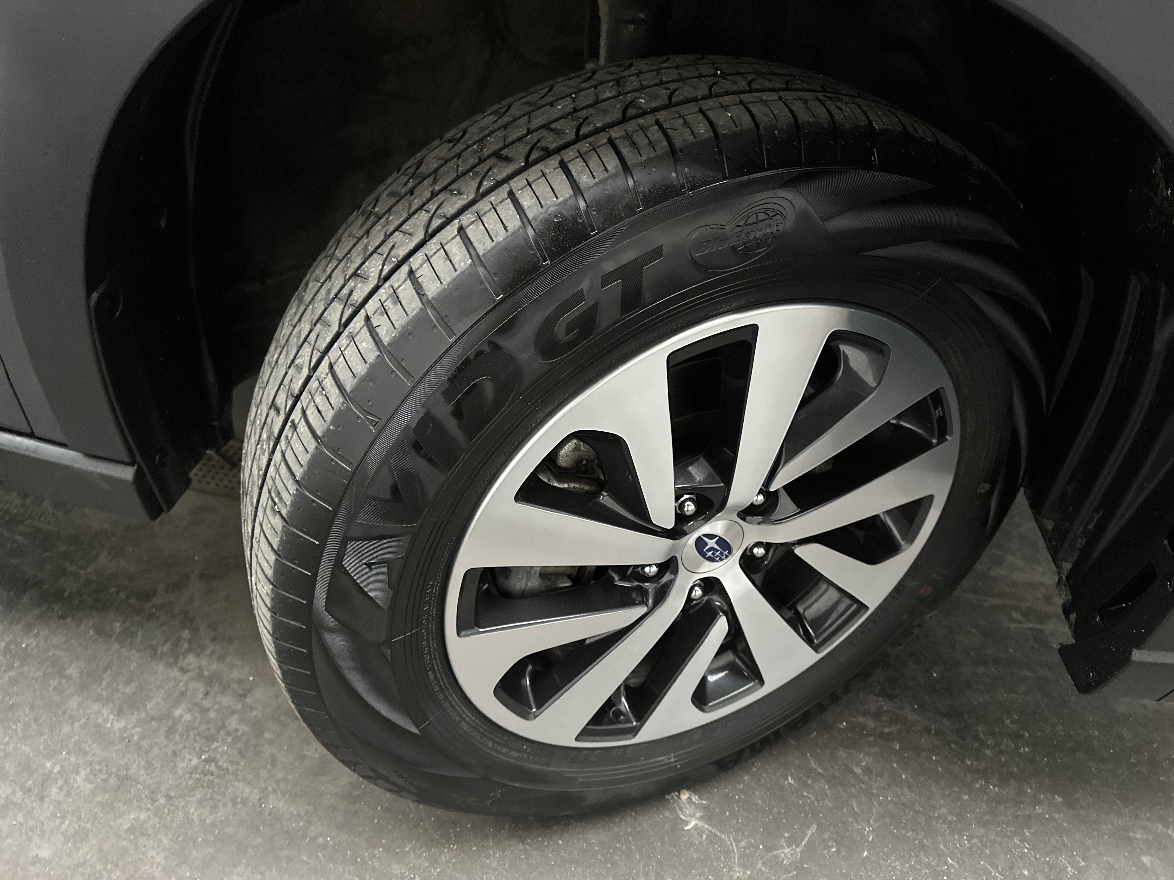 Used 2025 Subaru Outback Premium w/ Popular Package #1A image 10