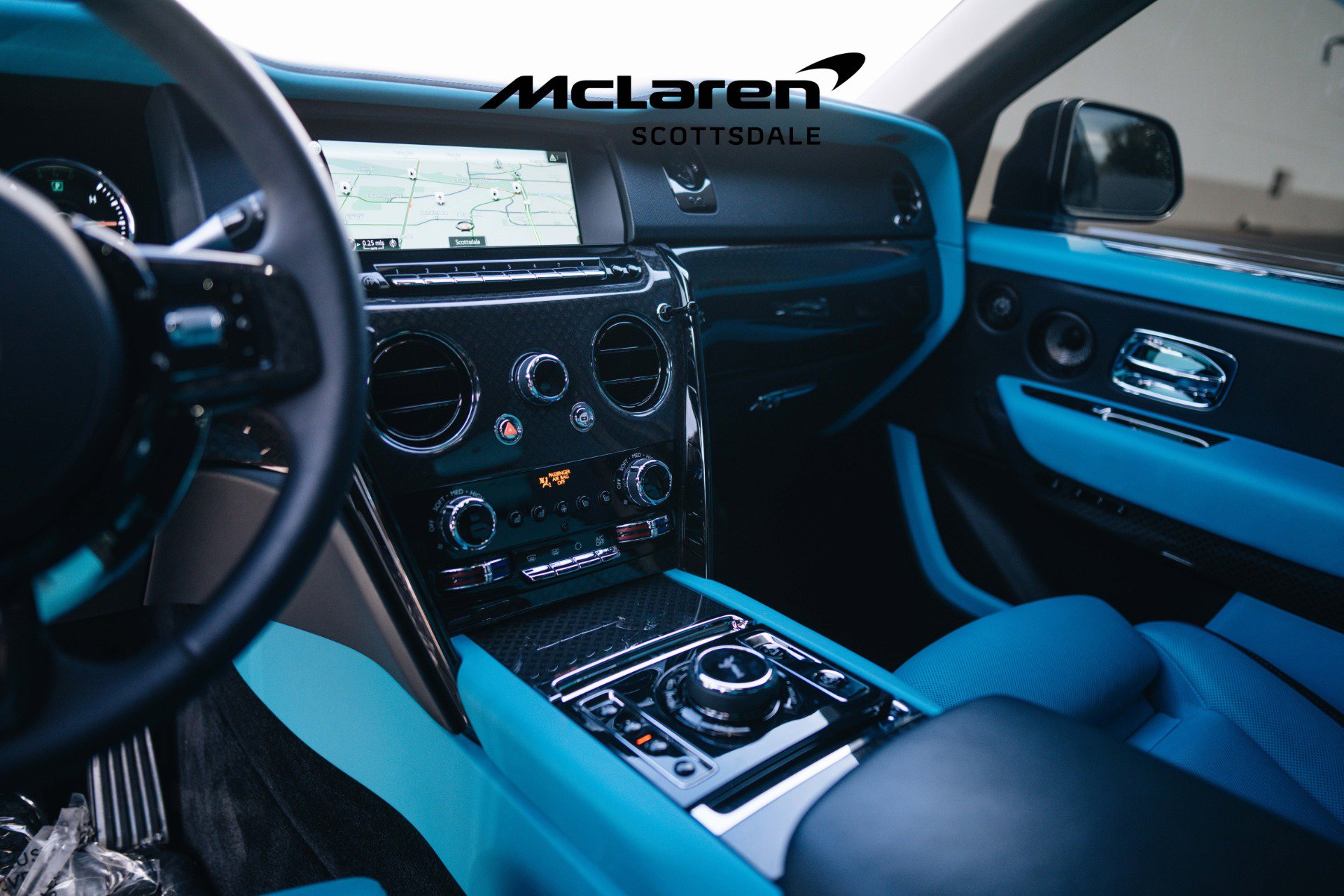 Used 2023 Rolls-Royce Cullinan Black Badge w/ Driver's Package image 30