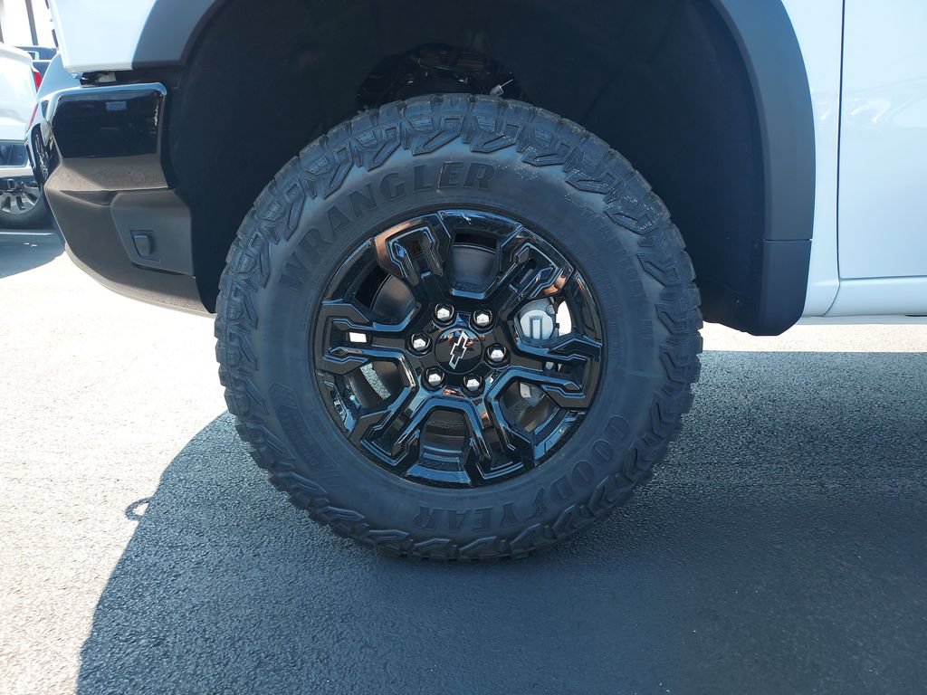 New 2026 Chevrolet Silverado 1500 ZR2 AWD/4WD image 10