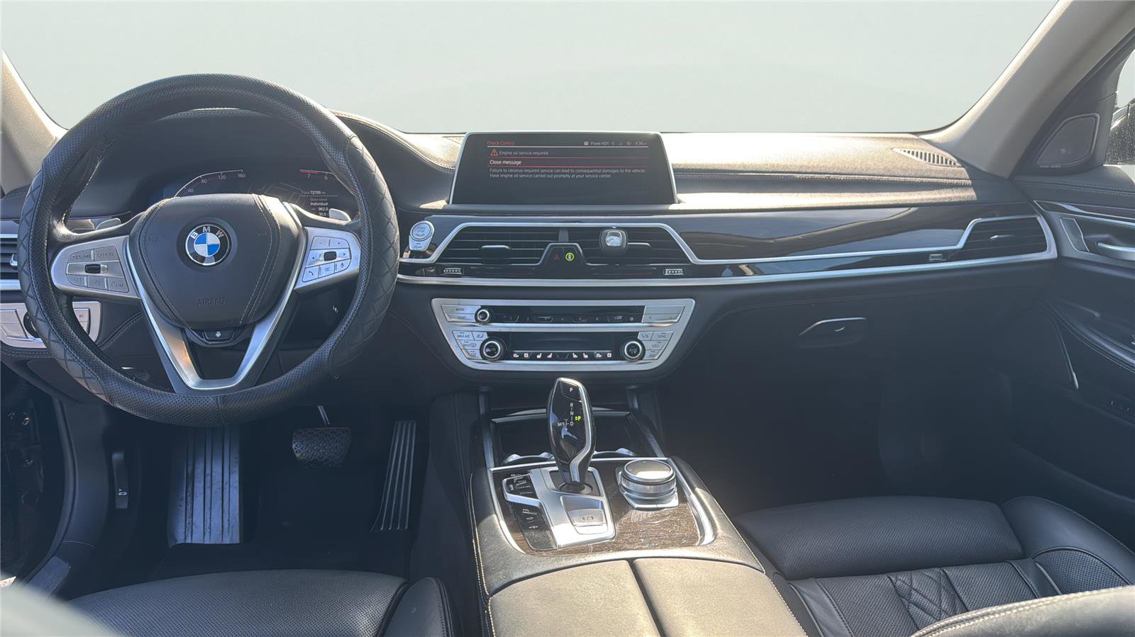 Used 2022 BMW 740i xDrive w/ Premium Package AWD/4WD image 9