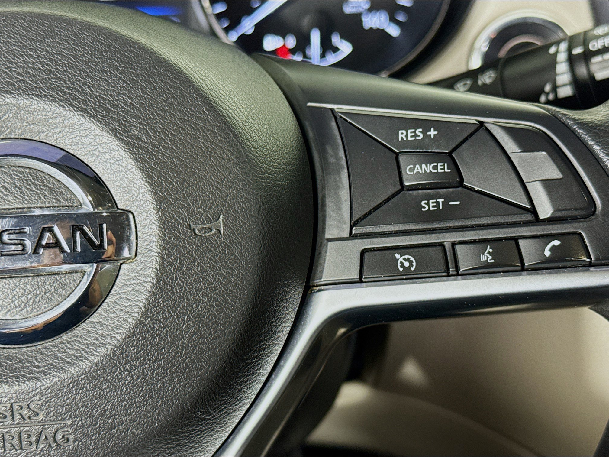 Used 2019 Nissan Rogue Sport SV FWD image 13