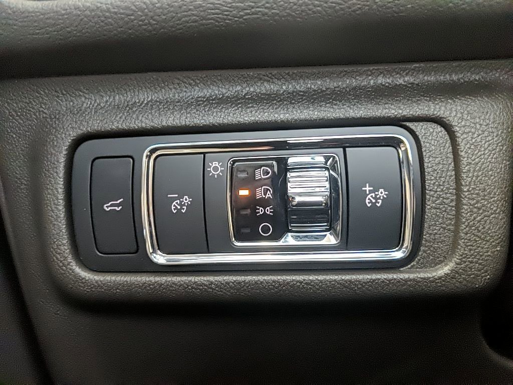 Certified 2022 Lincoln Corsair Reserve w/ Elements Package AWD/4WD image 23