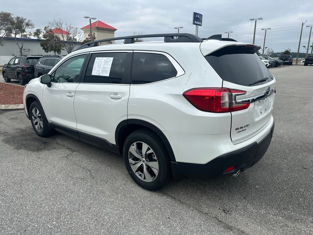 Used 2025 Subaru Ascent Premium AWD/4WD image 9