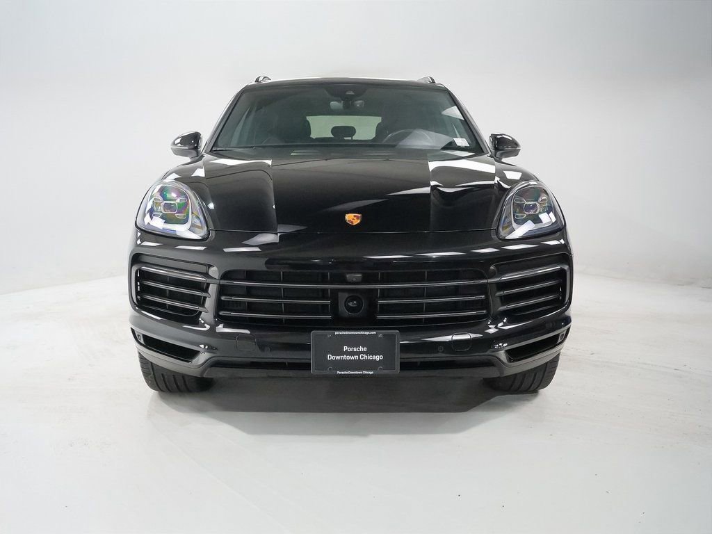 Certified 2023 Porsche Cayenne Platinum Edition image 6
