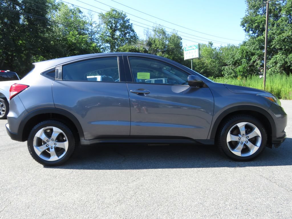 Used 2018 Honda HR-V LX image 4