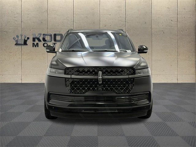 New 2025 Lincoln Navigator Black Label image 3