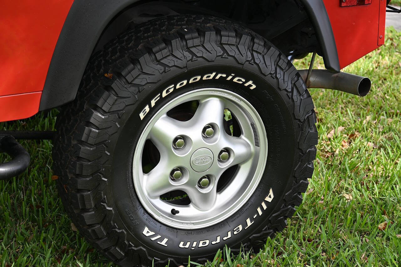 Used 1997 Land Rover Defender 90 AWD/4WD image 39