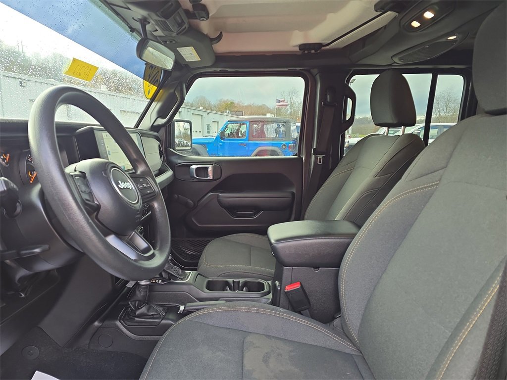 Used 2024 Jeep Wrangler Sport image 11
