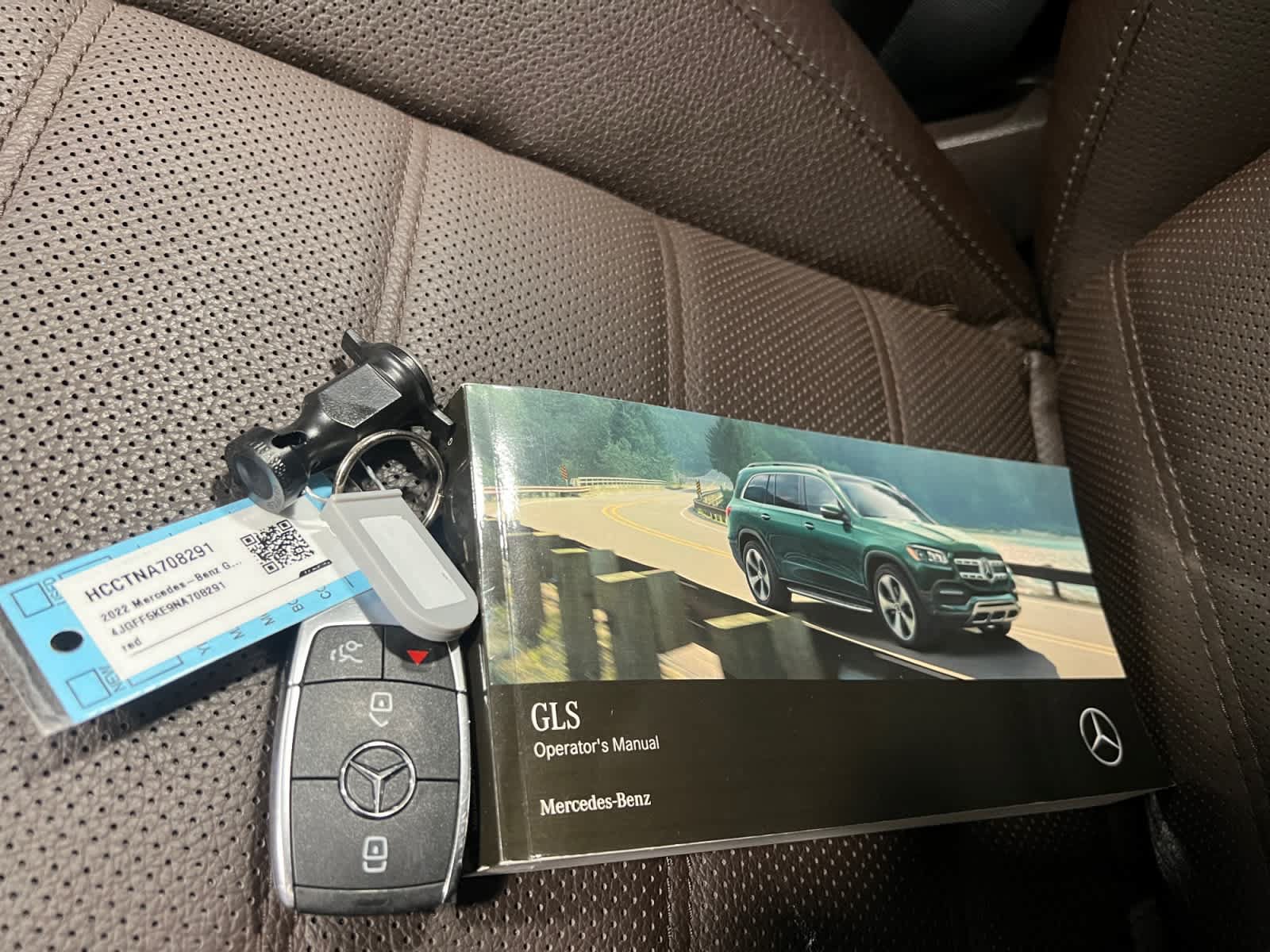 Used 2022 Mercedes-Benz GLS 450 4MATIC image 12