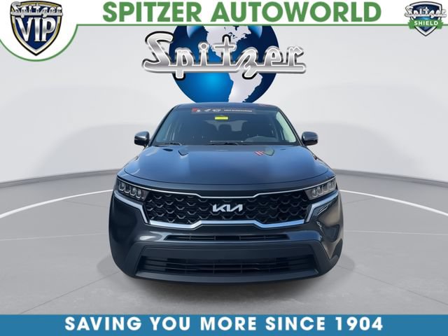 Certified 2023 Kia Sorento LX FWD video 3