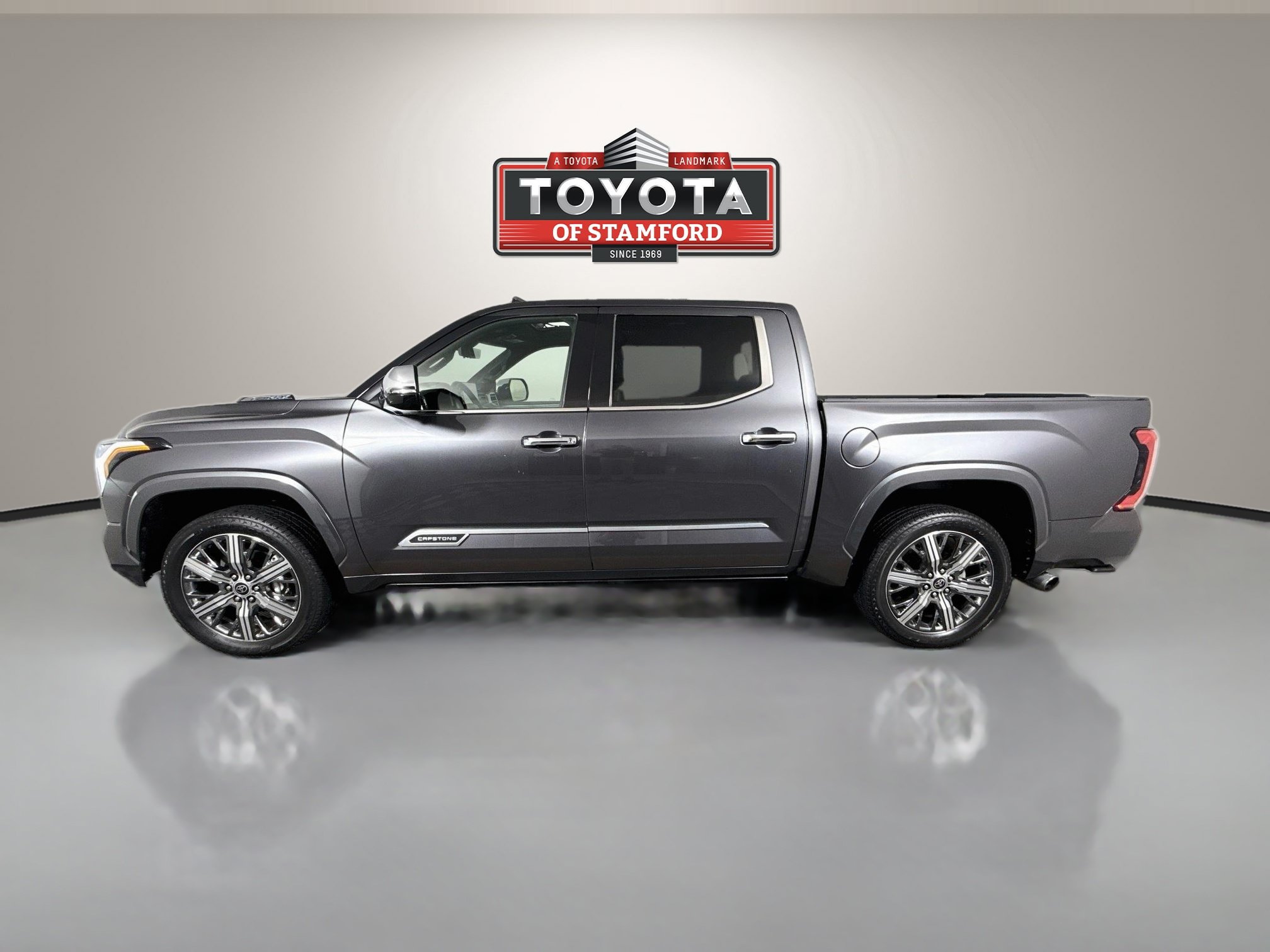 Used 2023 Toyota Tundra Capstone AWD/4WD image 4