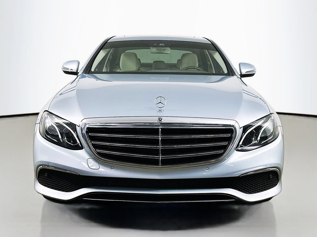 Used 2018 Mercedes-Benz E 300 image 2